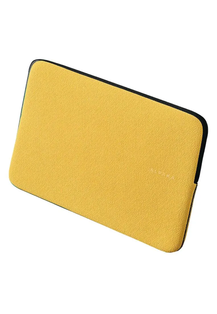 Alpaka Slim Laptop Sleeve 16 Inch