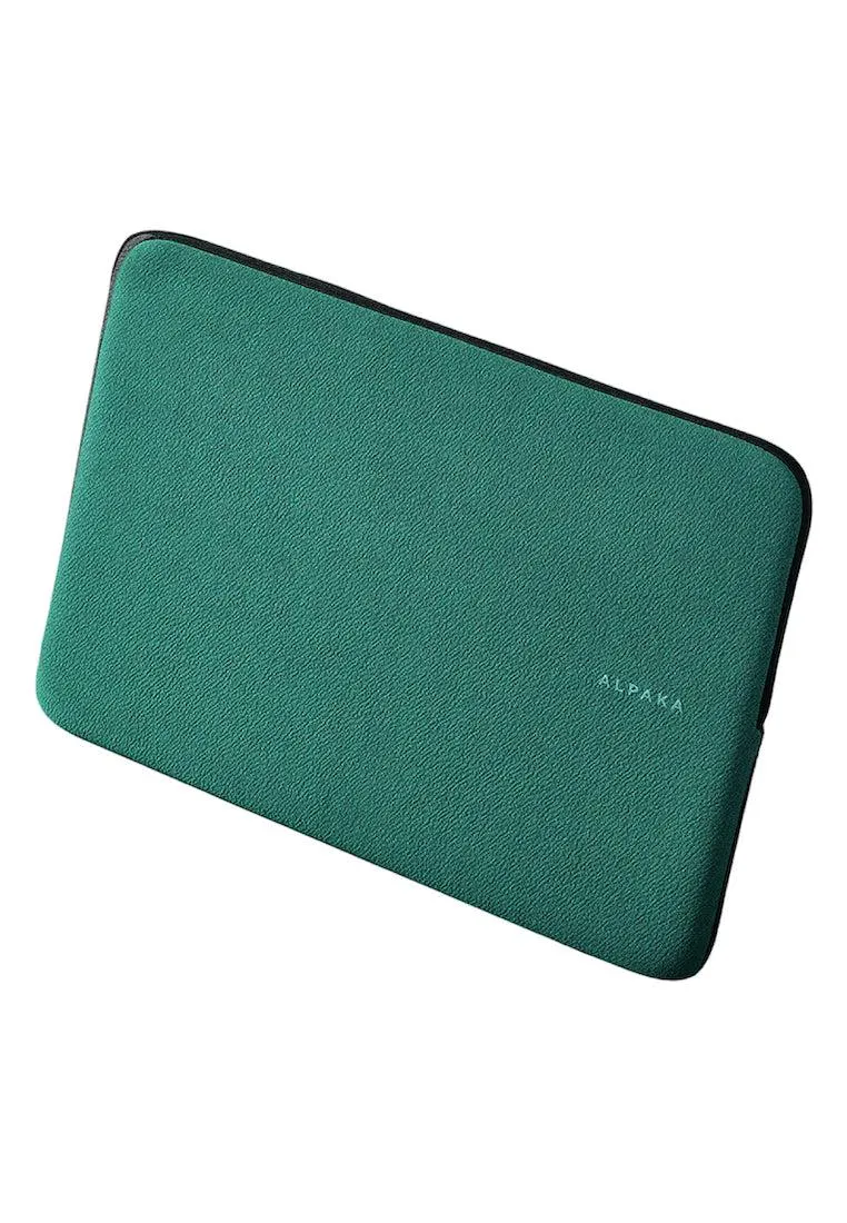 Alpaka Slim Laptop Sleeve 16 Inch