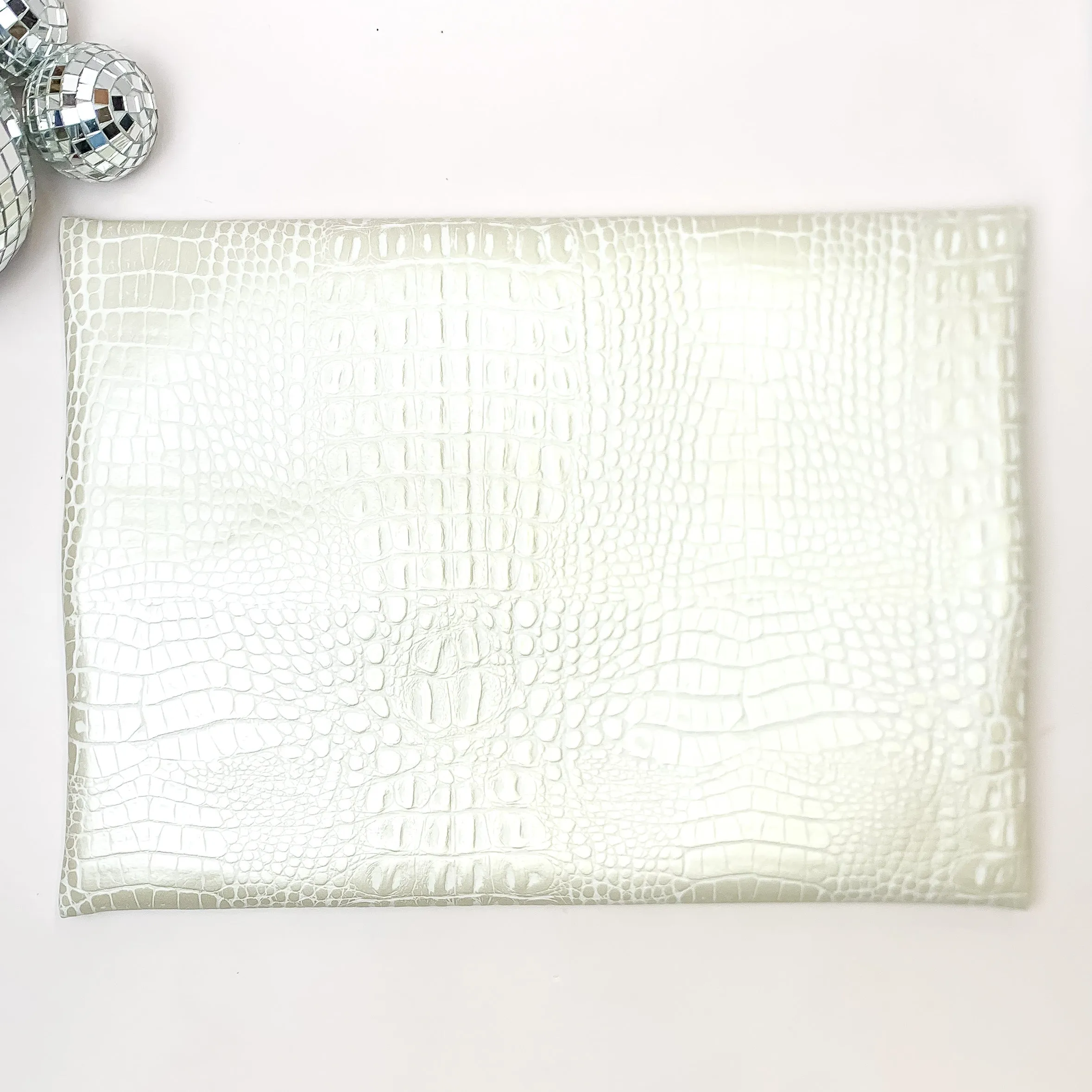 Makeup Junkie | Large Shade of Pearl Lay Flat Bag in Pearl White Croc Print