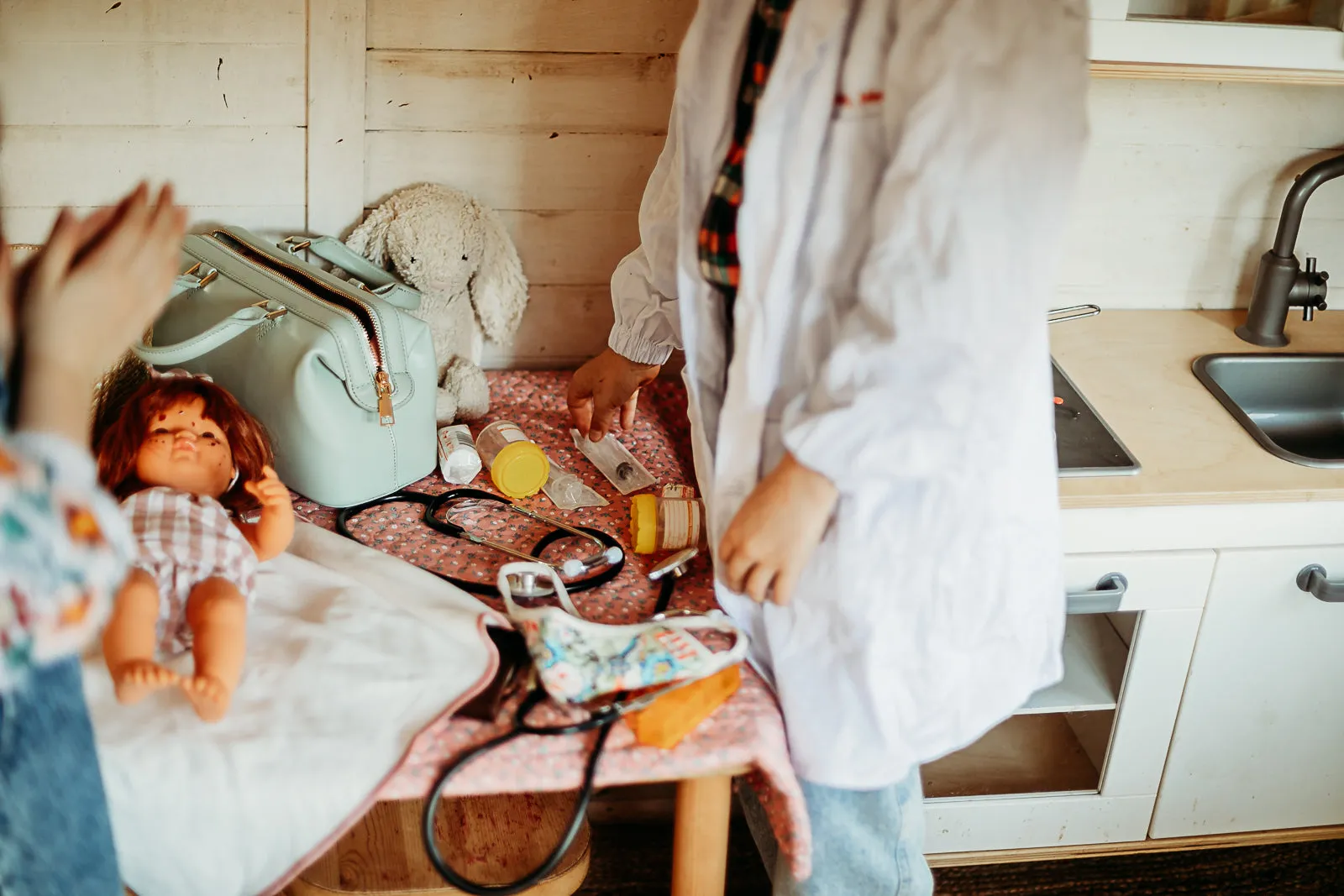 Minty Medic | Doctors Bag & Kit | Small Lab Coat