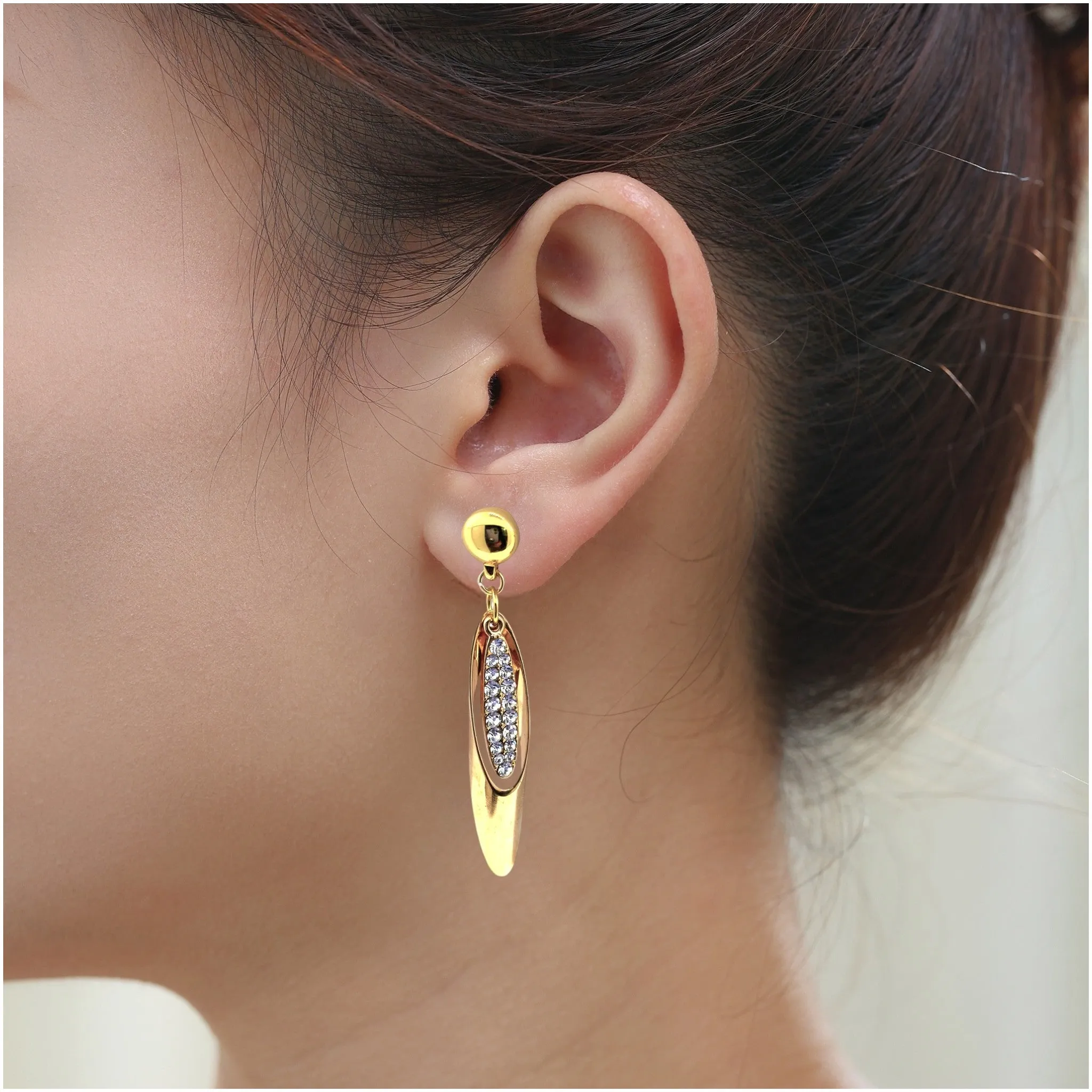 TI-GO Gold with hanging gems earring