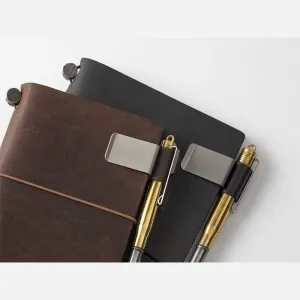 TRAVELER'S Notebook 016 Pen Holder (M)